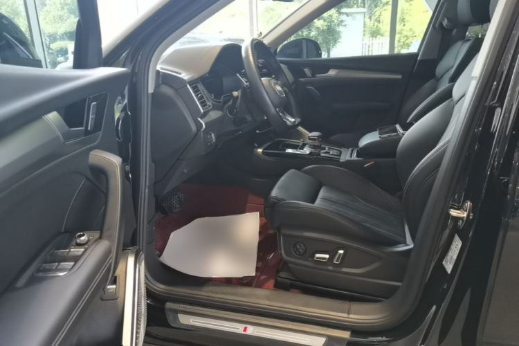 Used Audi Q5L 2024 40 TFSI Fashion Dynamic Model Driver Seat