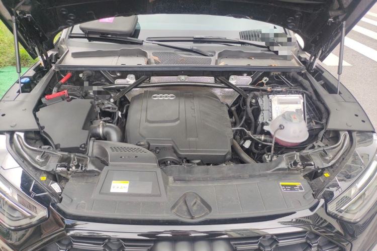 Used Audi Q5L 2024 40 TFSI Luxury Prestige Edition Engine Bay