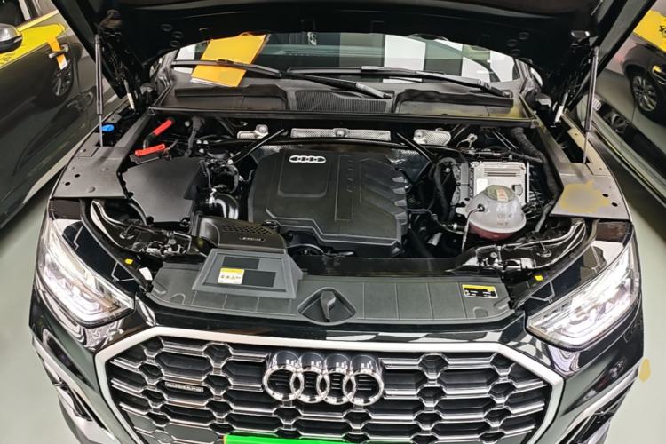 Used Audi Q5L 2024 40 TFSI Luxury Prestige Edition Engine Bay