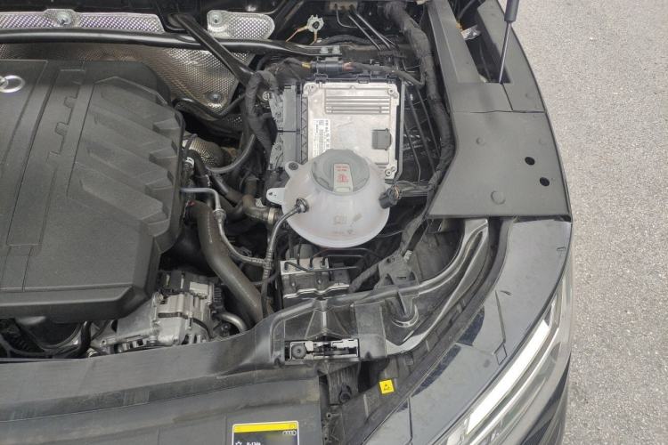 Used Audi Q5L 2024 40 TFSI Luxury Prestige Edition Engine Bay Left