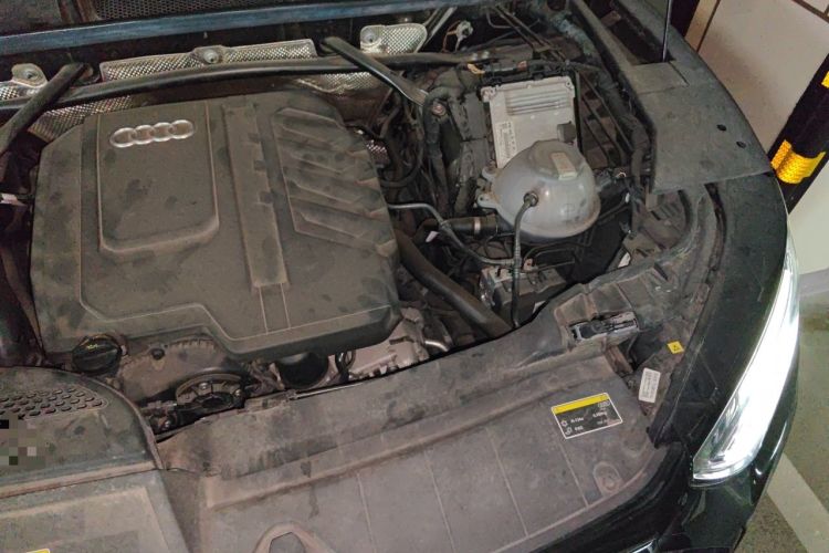 Used Audi Q5L 2024 40 TFSI Luxury Dynamic Edition Engine Bay Left