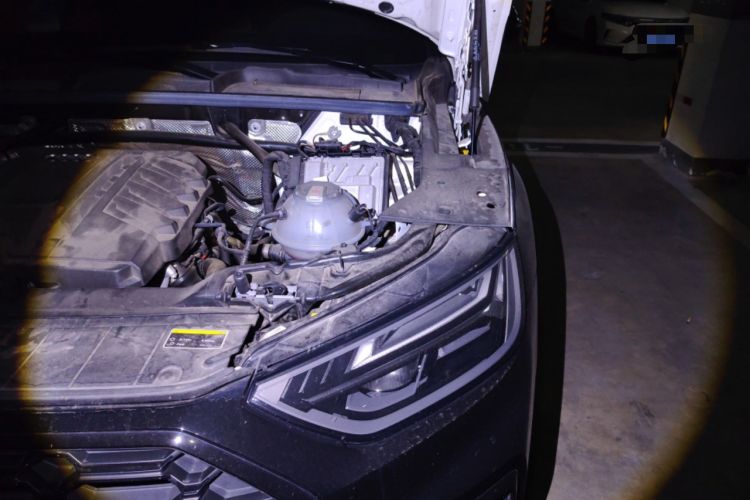 Used Audi Q5L 2024 45 TFSI Luxury Dynamic Model Engine Bay Left