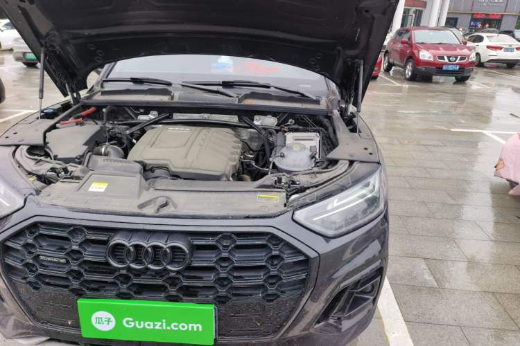 Used Audi Q5L 2024 40 TFSI Luxury Dynamic Edition Engine Bay Left
