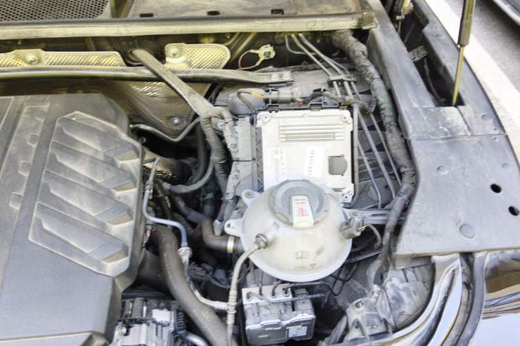 Used Audi Q5L 2024 40 TFSI Luxury Prestige Edition Engine Bay Left