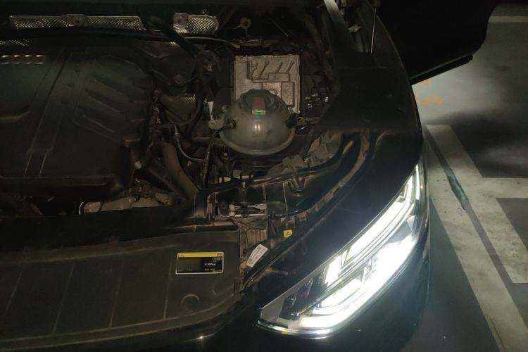 Used Audi Q5L 2024 45 TFSI Luxury Dynamic Model Engine Bay Left