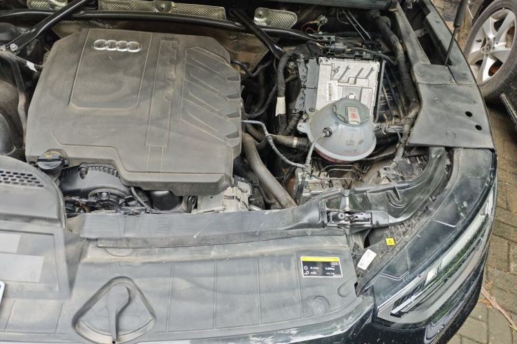 Used Audi Q5L 2024 45 TFSI Luxury Dynamic Model Engine Bay Left