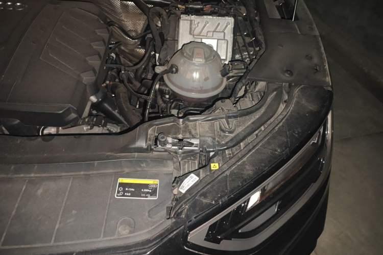 Used Audi Q5L 2024 45 TFSI Luxury Dynamic Model Engine Bay Left