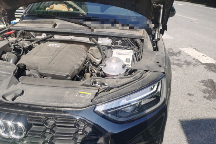 Used Audi Q5L 2024 40 TFSI Luxury Dynamic Edition Engine Bay Left