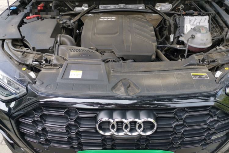 Used Audi Q5L 2024 45 TFSI Luxury Dynamic Model Engine Bay