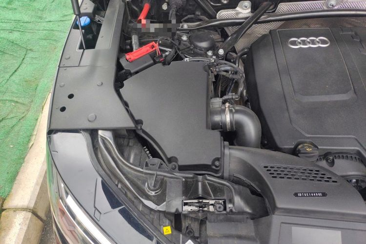 Used Audi Q5L 2024 40 TFSI Luxury Prestige Edition Engine Bay Right
