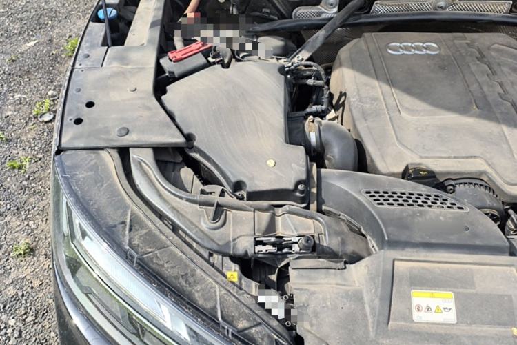 Used Audi Q5L 2024 40 TFSI Luxury Dynamic Edition Engine Bay Right