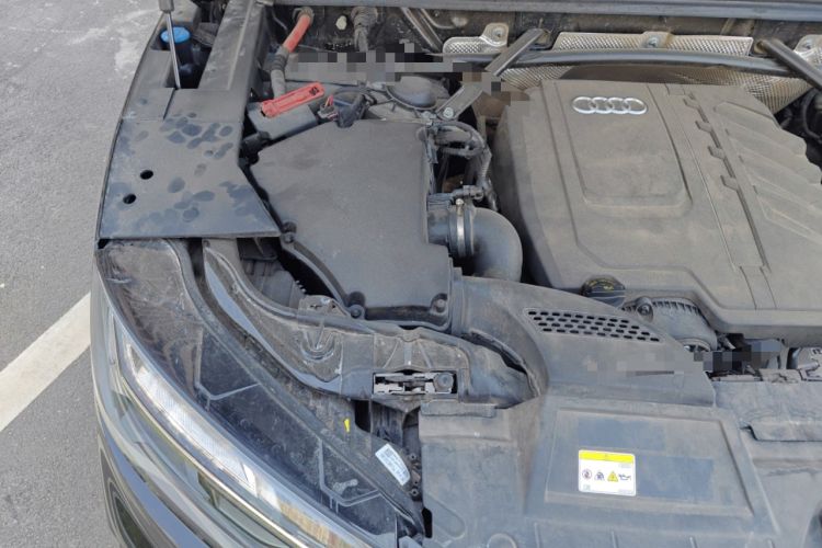 Used Audi Q5L 2024 40 TFSI Luxury Dynamic Edition Engine Bay Right