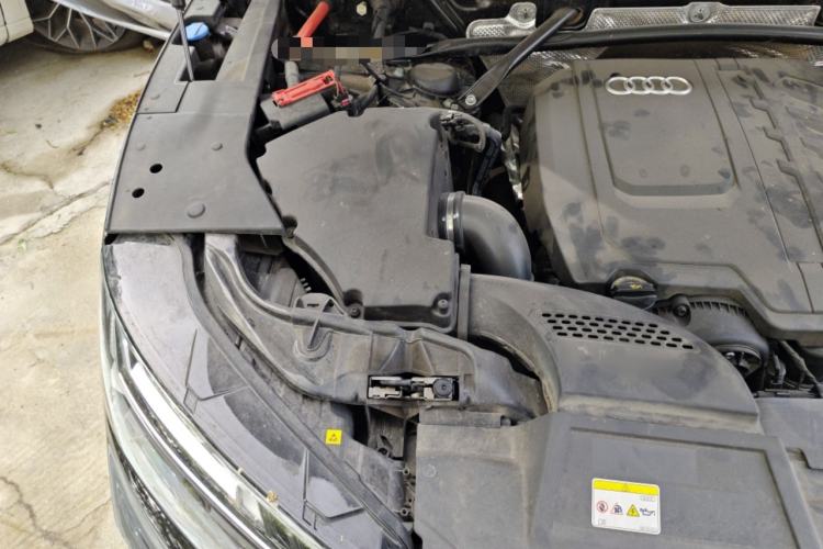 Used Audi Q5L 2024 45 TFSI Luxury Dynamic Model Engine Bay Right