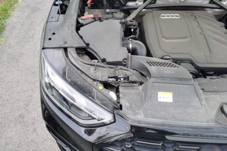 Used Audi Q5L 2024 40 TFSI Luxury Dynamic Edition Engine Bay Right