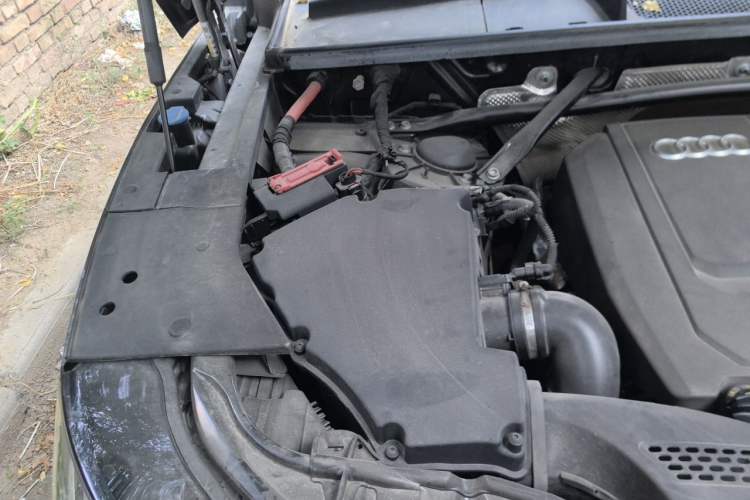 Used Audi Q5L 2024 40 TFSI Fashion Dynamic Model Engine Bay Right