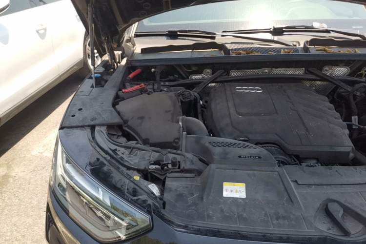 Used Audi Q5L 2024 45 TFSI Luxury Dynamic Model Engine Bay Right