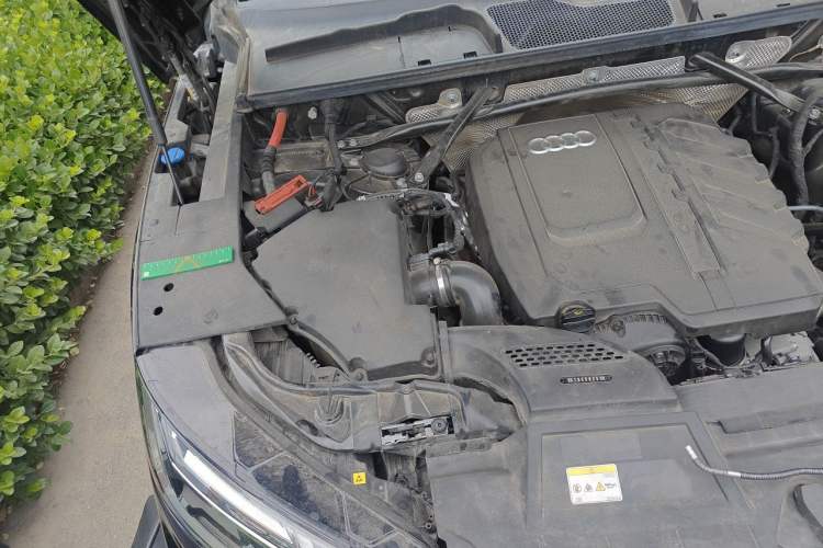 Used Audi Q5L 2024 40 TFSI Fashion Dynamic Model Engine Bay Right