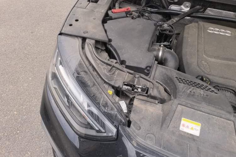 Used Audi Q5L 2024 40 TFSI Fashion Dynamic Model Engine Bay Right