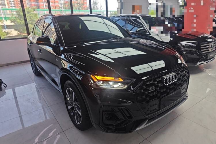 Used Audi Q5L 2024 40 TFSI Luxury Dynamic Edition Exterior 1