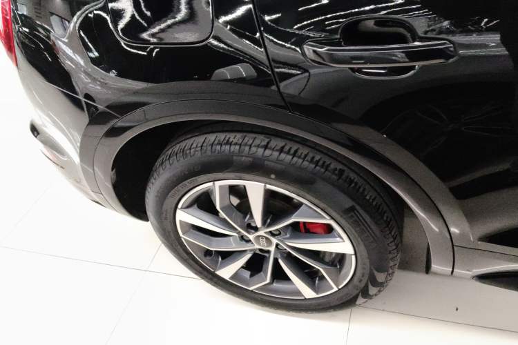Used Audi Q5L 2024 40 TFSI Luxury Dynamic Edition Exterior 2