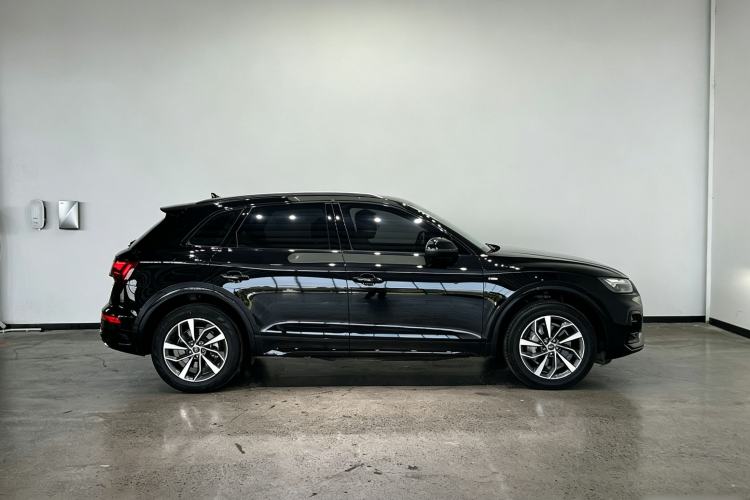 Used Audi Q5L 2024 40 TFSI Luxury Dynamic Edition Exterior 3