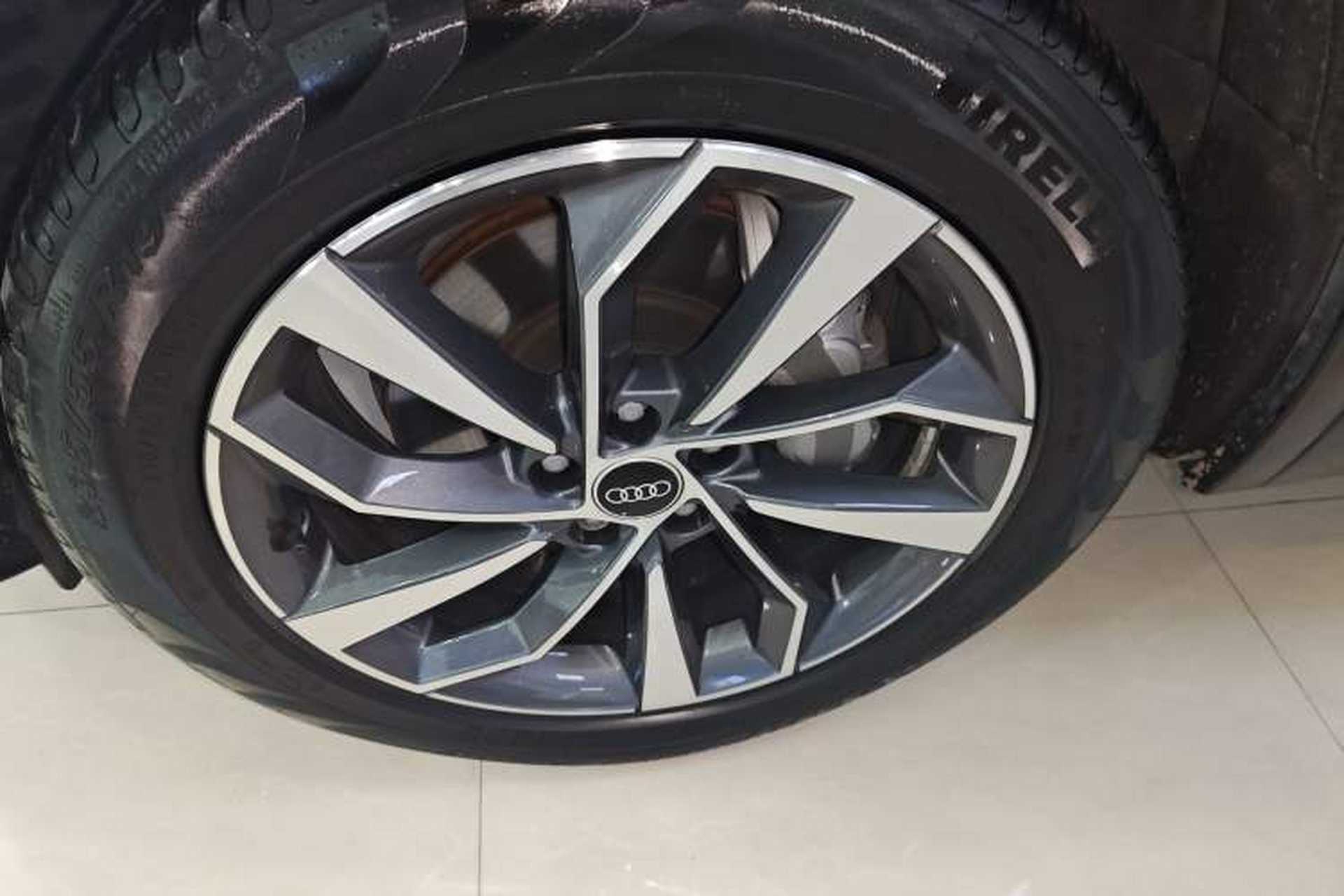Used Audi Q5L 2024 40 TFSI Luxury Dynamic Edition Exterior 4