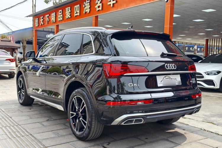 Used Audi Q5L 2024 40 TFSI Fashion Dynamic Model Exterior 4
