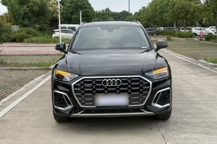 Used Audi Q5L 2024 40 TFSI Fashion Dynamic Model Exterior 4