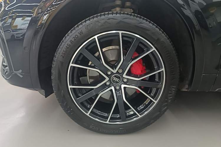 Used Audi Q5L 2024 45 TFSI Luxury Dynamic Model Exterior 4