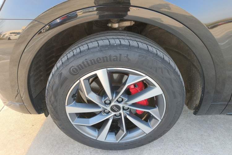 Used Audi Q5L 2024 40 TFSI Luxury Dynamic Edition Exterior 4
