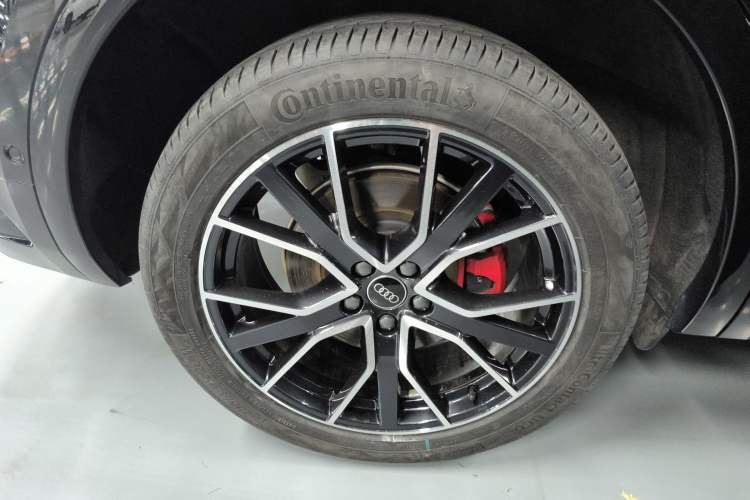 Used Audi Q5L 2024 45 TFSI Luxury Dynamic Model Exterior 5
