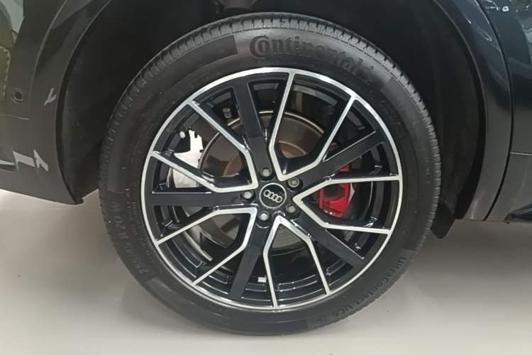 Used Audi Q5L 2024 45 TFSI Luxury Dynamic Model Exterior 5