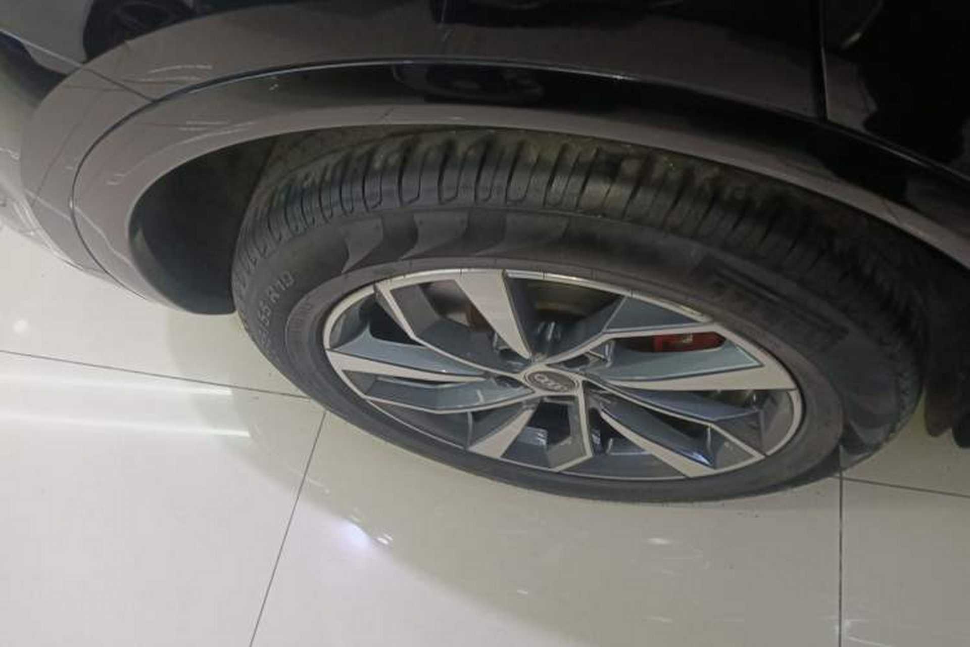 Used Audi Q5L 2024 40 TFSI Luxury Dynamic Edition Exterior 5