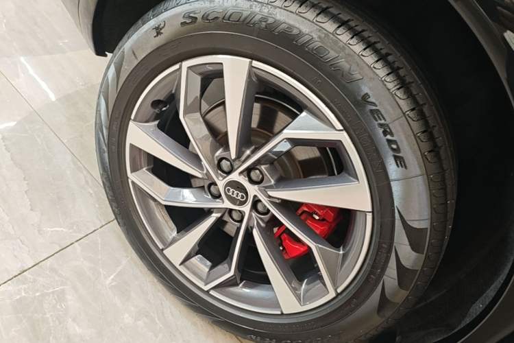 Used Audi Q5L 2024 40 TFSI Luxury Dynamic Edition Exterior 5