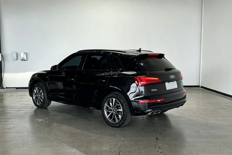 Used Audi Q5L 2024 40 TFSI Luxury Dynamic Edition Exterior 6