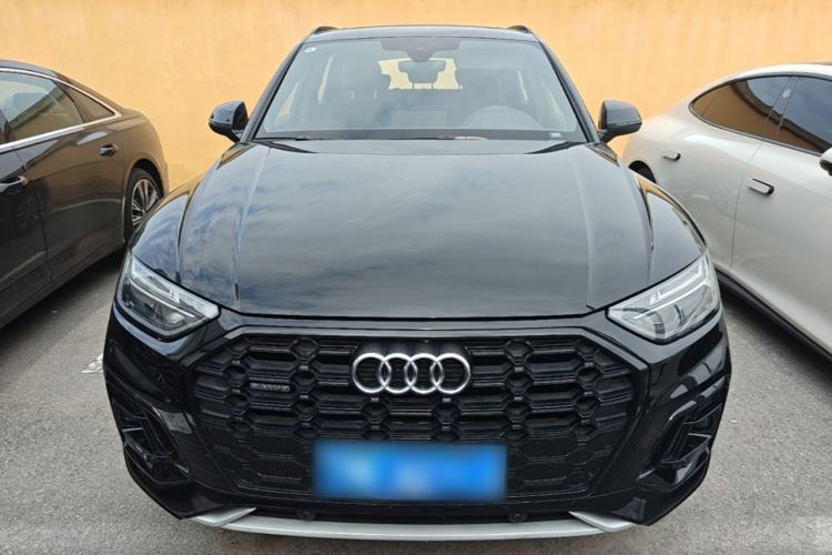 Used Audi Q5L 2024 40 TFSI Luxury Dynamic Edition Front