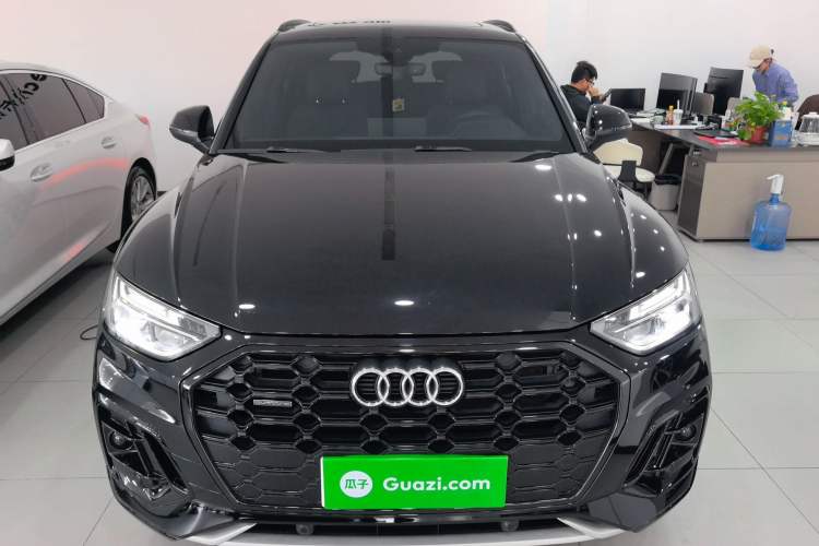 Used Audi Q5L 2024 40 TFSI Luxury Dynamic Edition Front