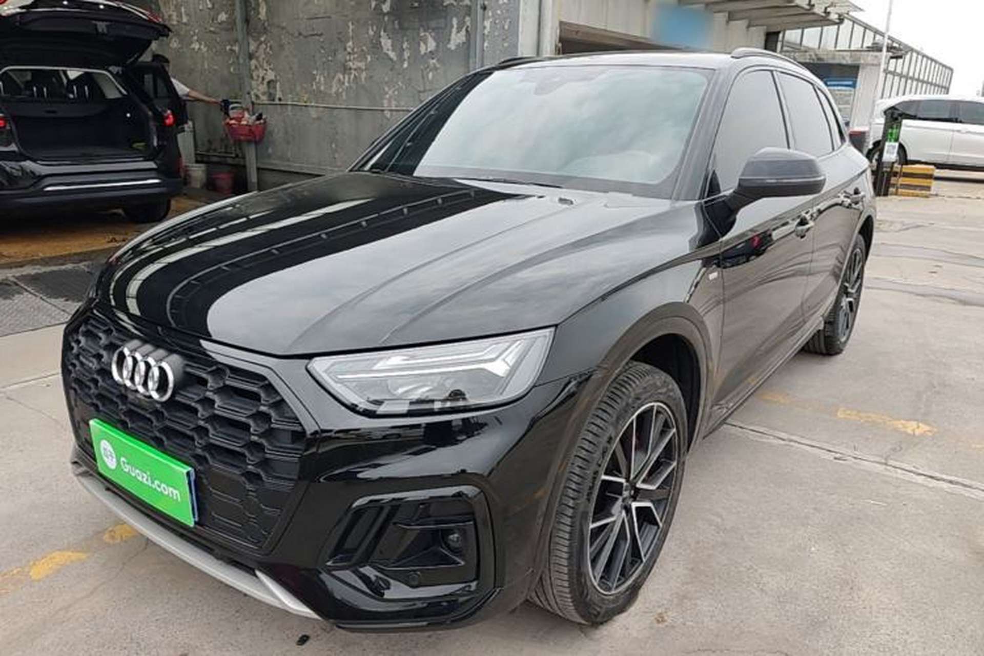 Used Audi Q5L 2024 45 TFSI Luxury Dynamic Model Front Left 45 Deg