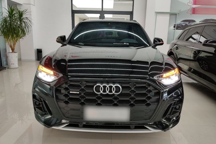 Used Audi Q5L 2024 40 TFSI Luxury Dynamic Edition Front