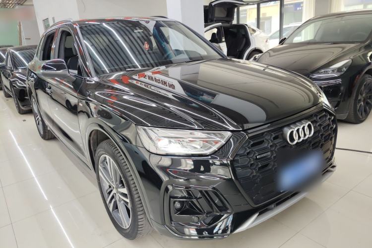 Used Audi Q5L 2024 40 TFSI Luxury Dynamic Edition Front Right 45 Deg