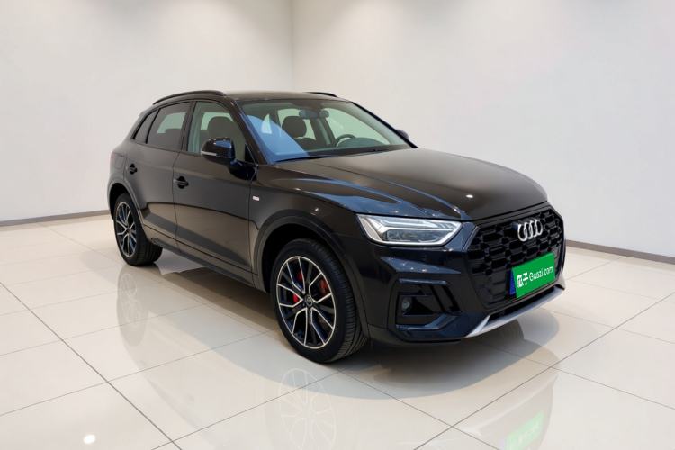 Used Audi Q5L 2024 45 TFSI Luxury Dynamic Model Front Right 45 Deg