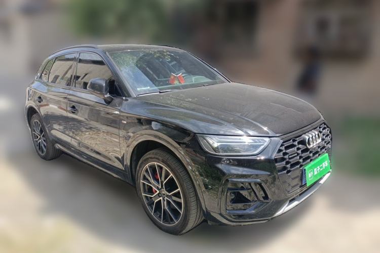 Used Audi Q5L 2024 45 TFSI Luxury Dynamic Model Front Right 45 Deg