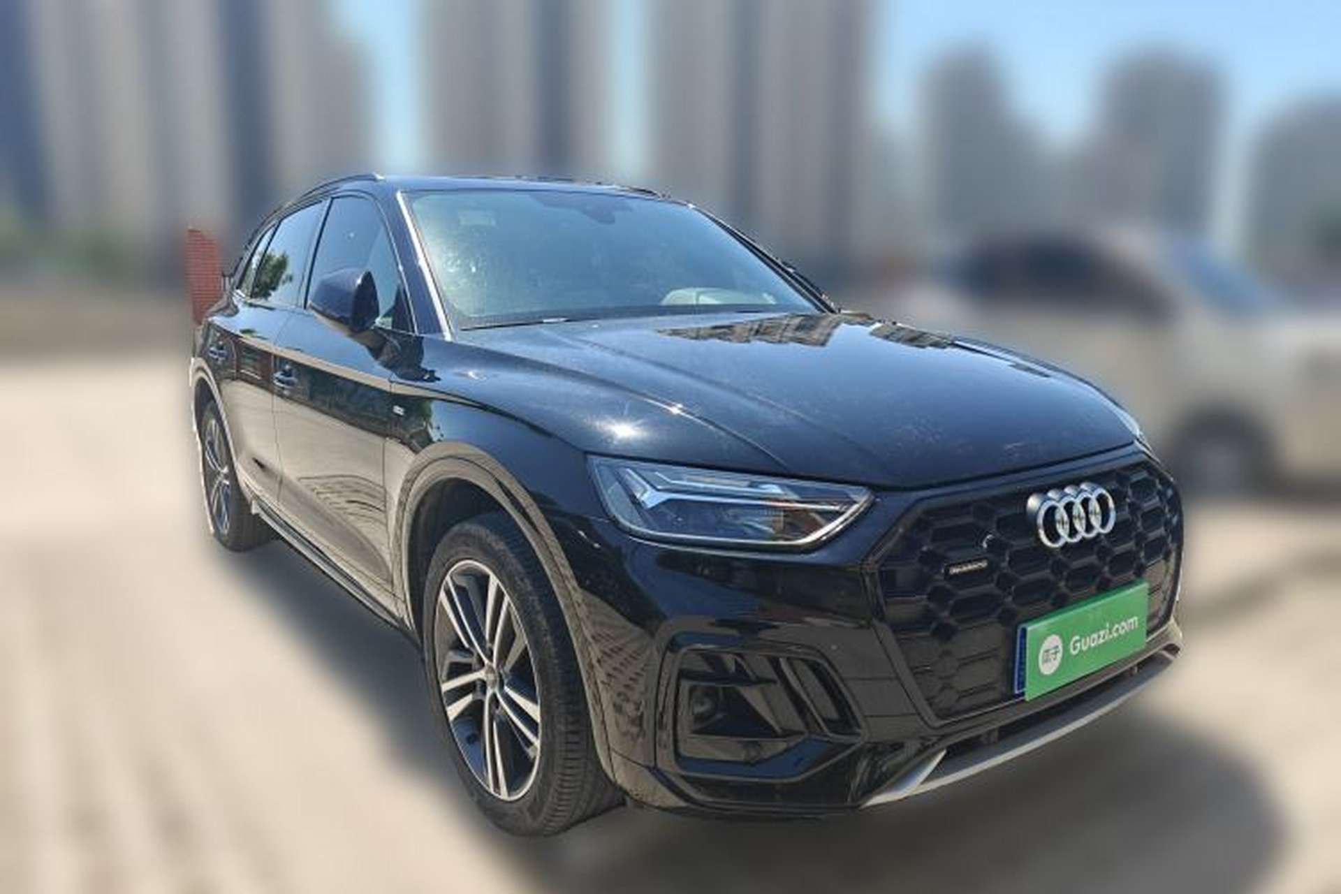 Used Audi Q5L 2024 40 TFSI Luxury Dynamic Edition Front Right 45 Deg