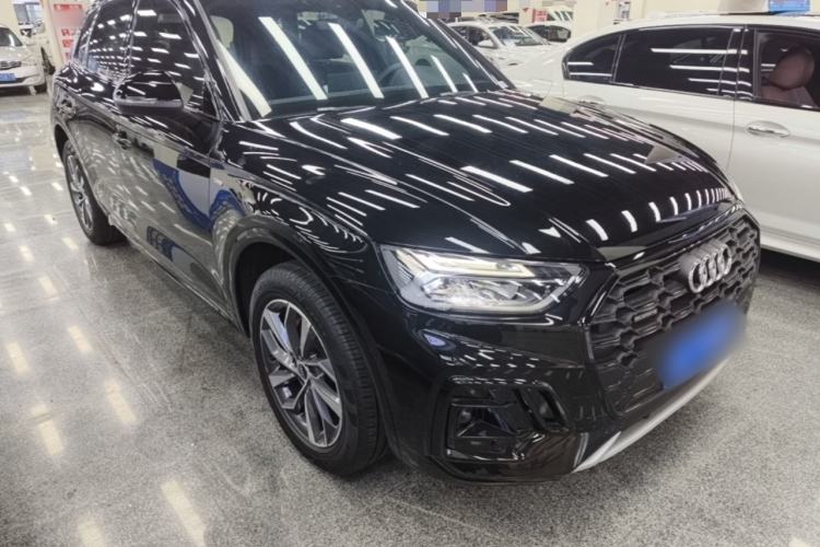 Used Audi Q5L 2024 40 TFSI Luxury Dynamic Edition Front Right 45 Deg