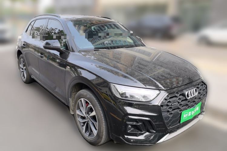 Used Audi Q5L 2024 40 TFSI Luxury Dynamic Edition Front Right 45 Deg