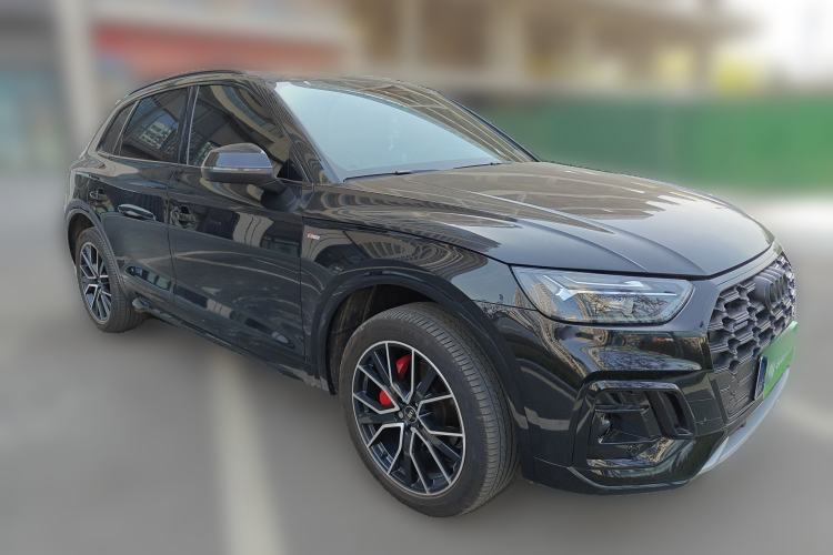 Used Audi Q5L 2024 40 TFSI Luxury Dynamic Edition Front Right 45 Deg
