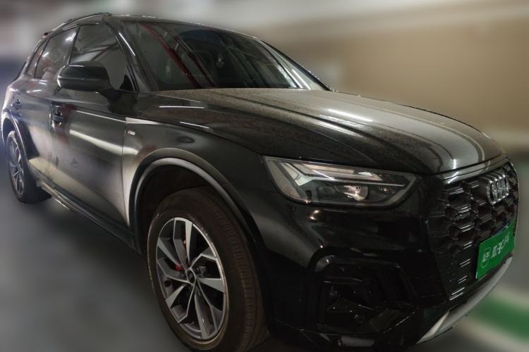 Used Audi Q5L 2024 40 TFSI Luxury Dynamic Edition Front Right 45 Deg