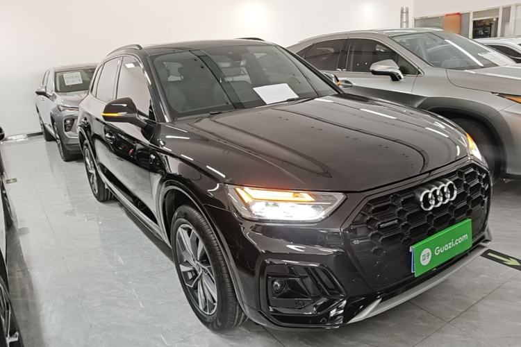 Used Audi Q5L 2024 40 TFSI Luxury Dynamic Edition Front Right 45 Deg