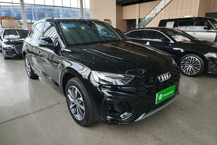 Used Audi Q5L 2024 40 TFSI Luxury Dynamic Edition Front Right 45 Deg