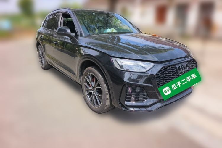 Used Audi Q5L 2024 45 TFSI Luxury Dynamic Model Front Right 45 Deg